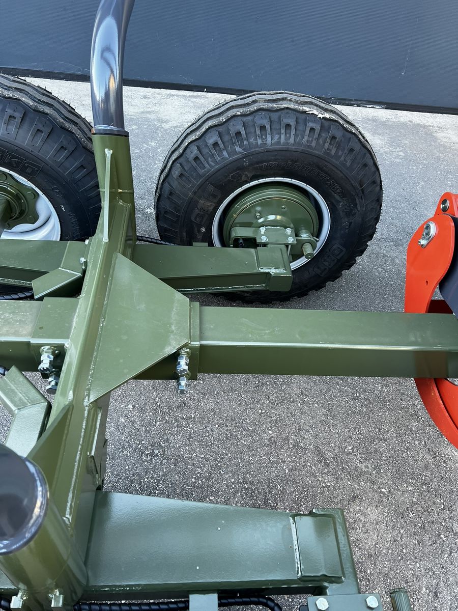 Farma T6 mit C4,6D G2 Forstkran