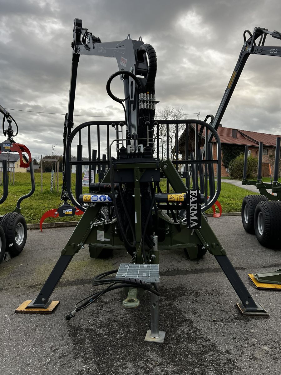Farma T9F mit C 6,7m G3 Kran