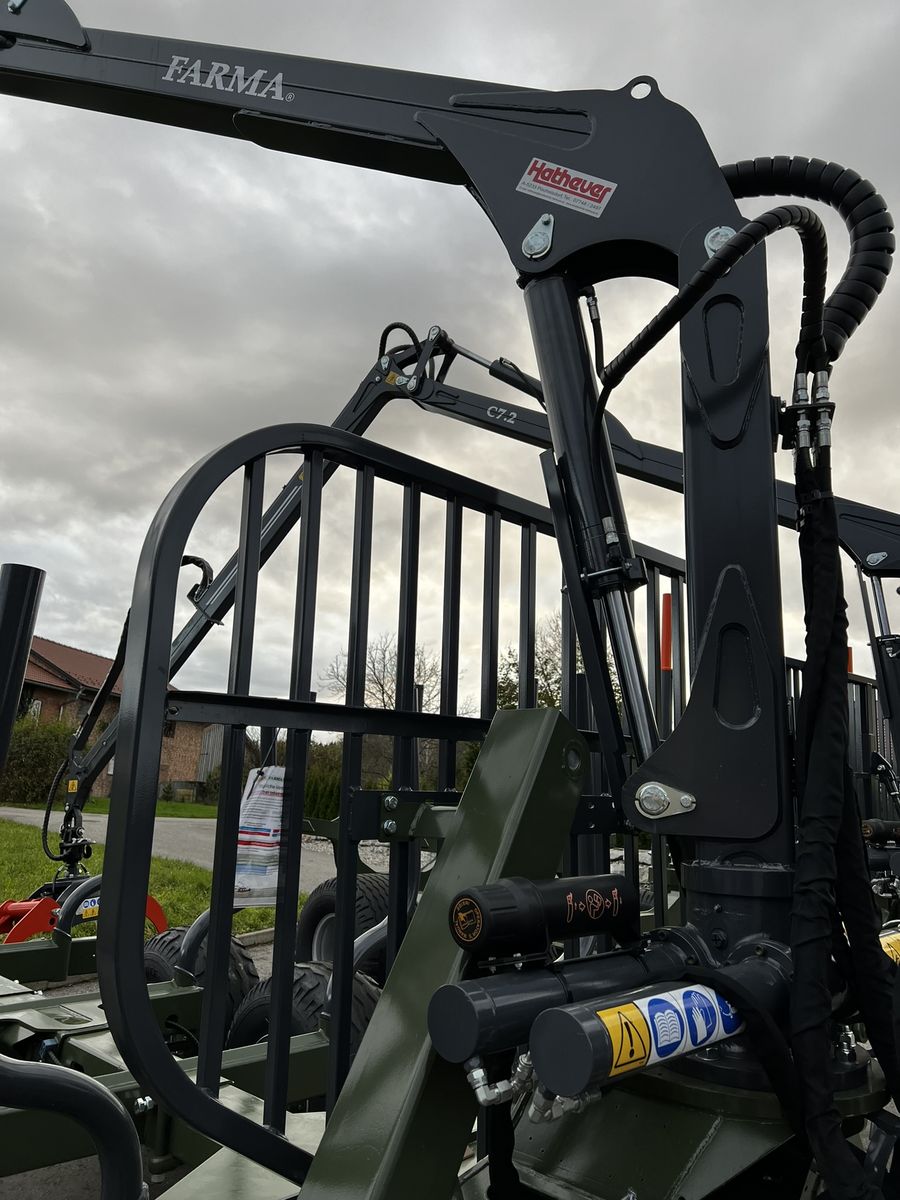 Farma T9F mit C 6,7m G3 Kran